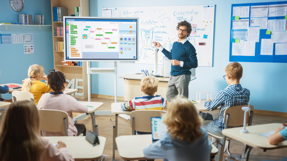 Students to Use Their Phones on Smartboard